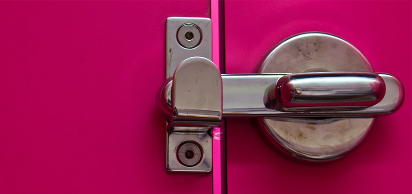 Childproof Gate Lock in El Cerrito, California